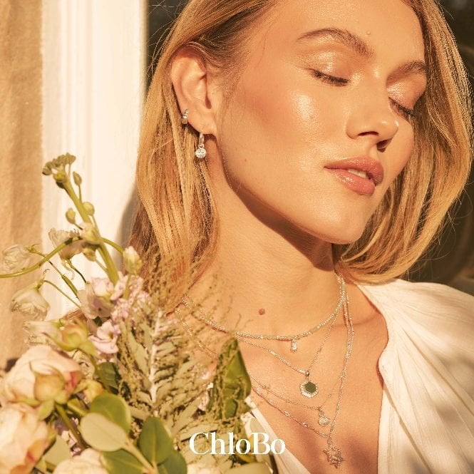 Gold Bobble Chain Hummingbird Necklace - Image 4