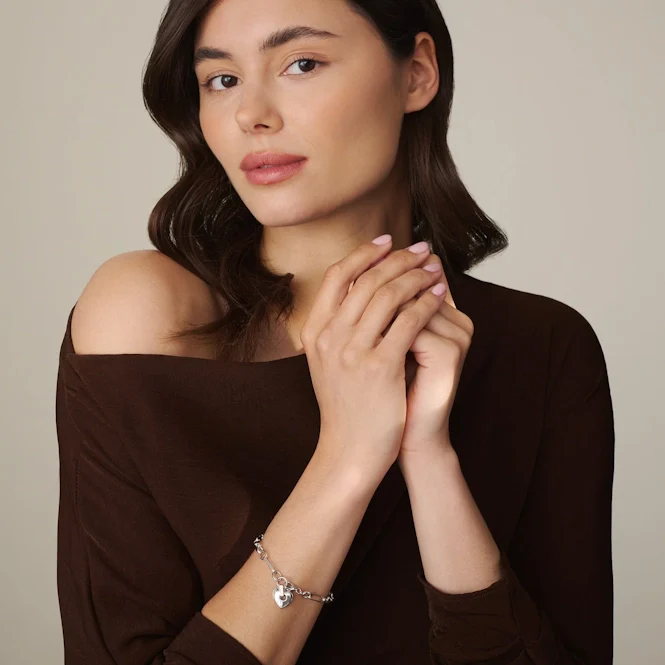 Cariad Heart Figaro Bracelet - Image 2