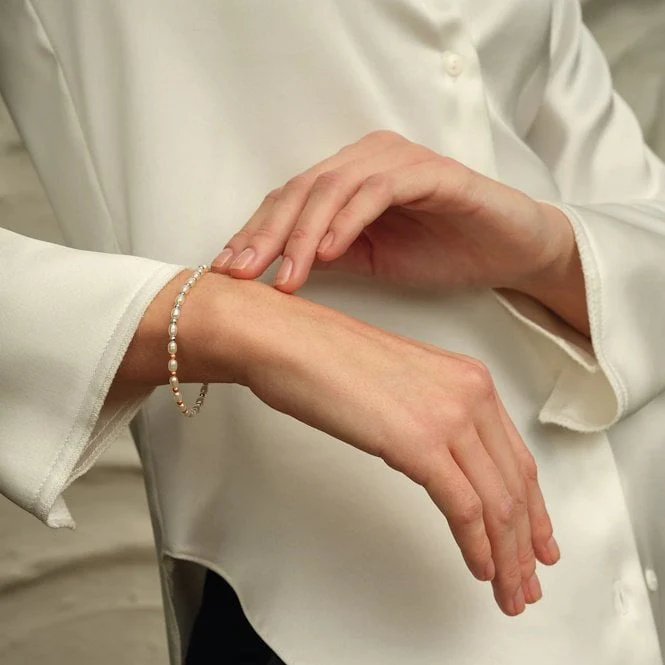 Nature's Wonder Silver Beachcomber Bracelet with Pearls - Image 2