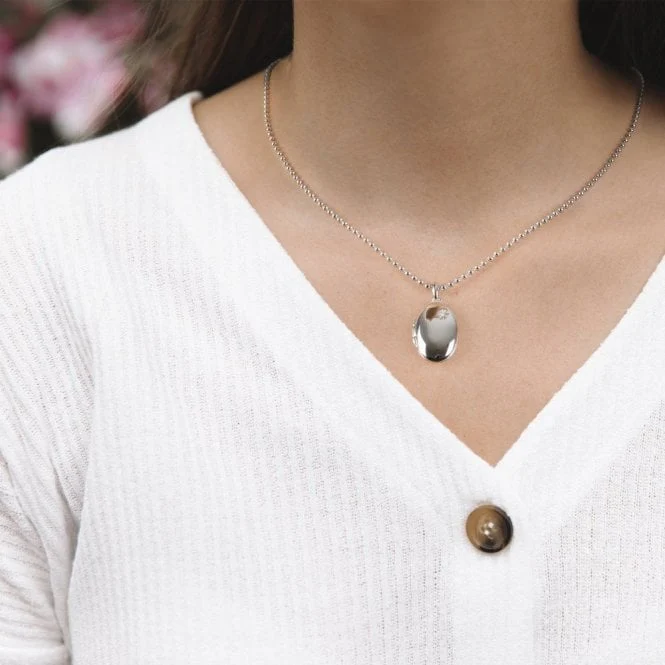 Silver Confident Oval Locket Pendant - Image 3