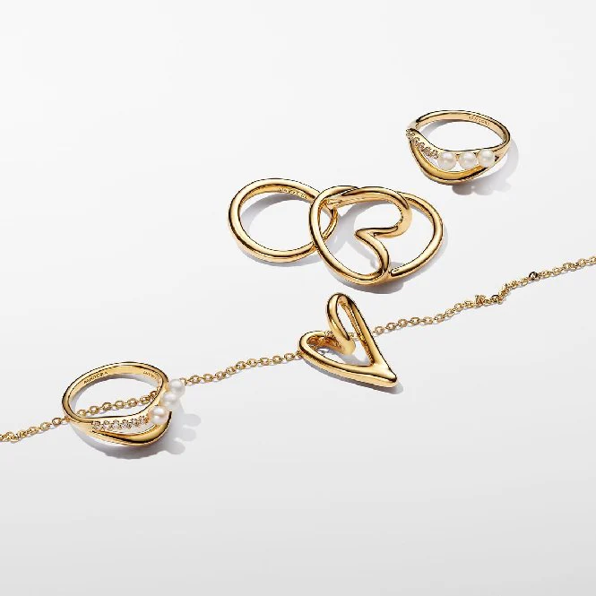 Gold Organically Shaped Heart Ring, Size 48 - Image 3