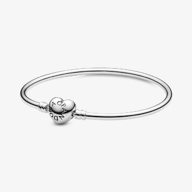 Moments Heart Clasp Bangle, 17cm