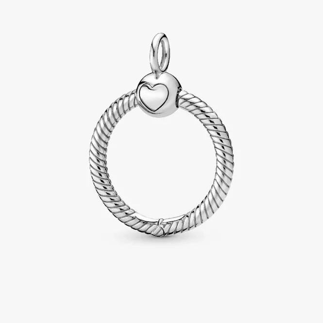 Moments Silver Small O Pendant - Image 4