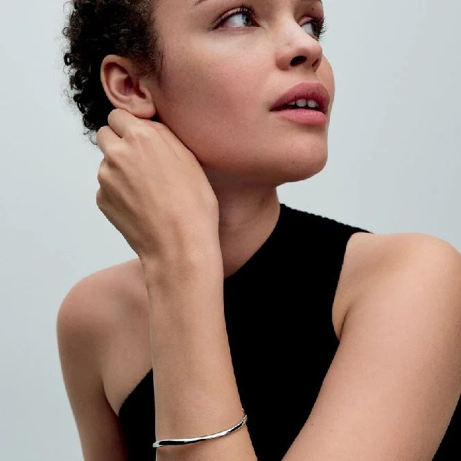 Organically Shaped Bangle, 17cm - Image 3