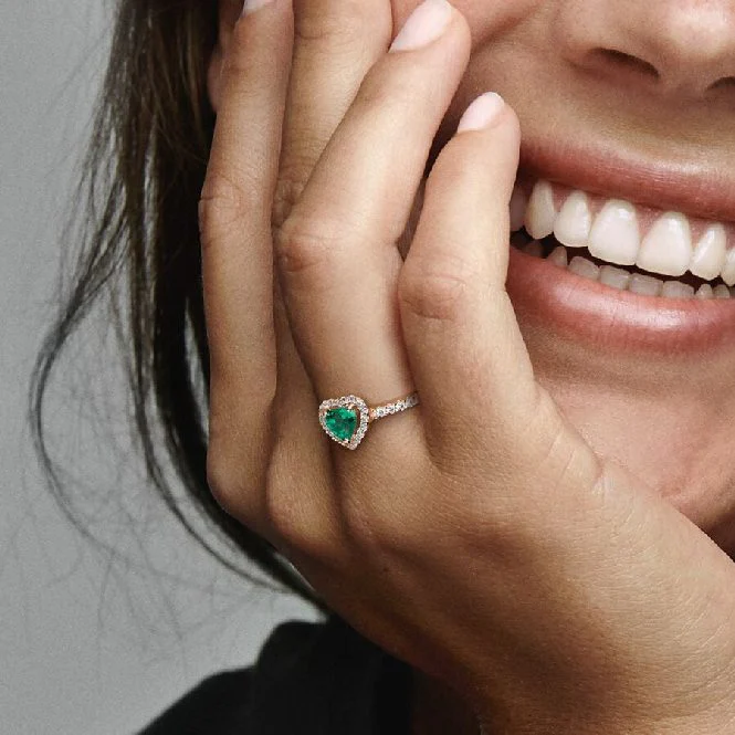 Rose Sparkling Elevated Green Heart Ring, Size 54 - Image 3