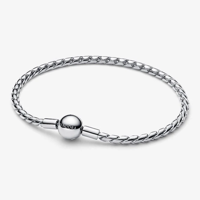 Moments Round Clasp Wing Chain Bracelet, 23cm