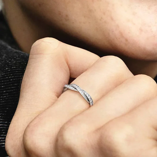 Sparkling Twisted Lines Ring, Size 48 - Image 3